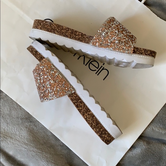 M6K 3S3, Toronto - Picture 3 of 7